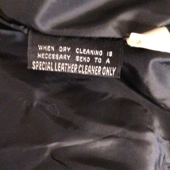 Vintage Wilson Leather Womens Black Coat Sz S One Button Shawl Collar Classic - Picture 9 of 10